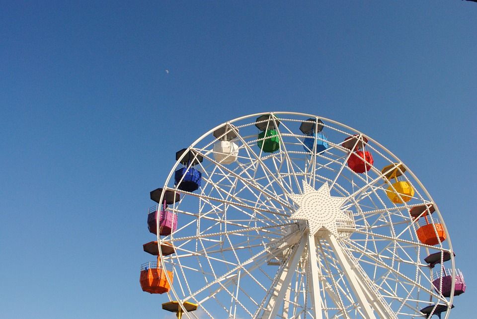 Can A Pregnant Woman Go On A Ferris Wheel? 