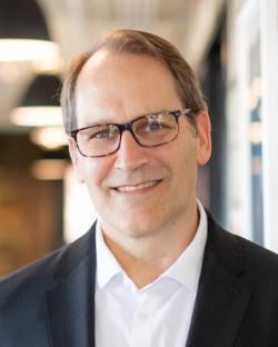 Dr. E. Anders Kolb, headshot